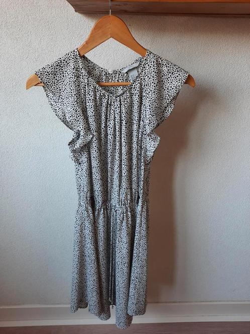 H&M Leuke Zwart Witte Zomerjurk Kapmouwen Maat 36 S, Kleding | Dames, Jurken, Zo goed als nieuw, Maat 36 (S), Zwart, Knielengte