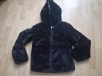 bijna nieuwe zwarte bontjas, maat 134/140, Ophalen of Verzenden, Zo goed als nieuw, Meisje, Jurk of Rok