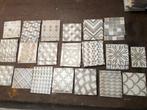 Tegel , diverse kleuren en motieven . totaal 47 stuks . maat, Ophalen, Overige materialen, Wandtegels, Nieuw