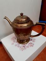 Theepot met Gravures. Zeldzaam., Ophalen of Verzenden, Koper