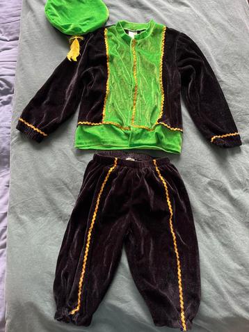 Pietenpakje Maat 128 beschikbaar voor biedingen