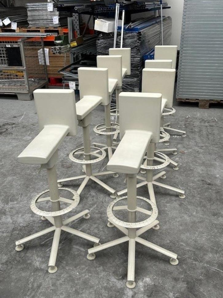 Magis bureaustoel 360 Chair door Konstantin Grcic, Huis en Inrichting, Bureaustoelen, Gebruikt, Bureaustoel, Grijs, Ophalen