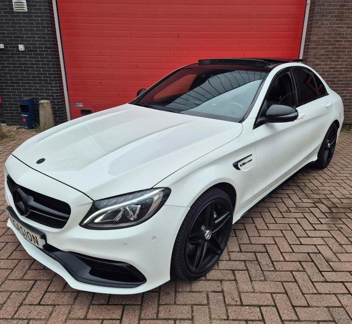 Mercedes-Benz C-Klasse C63 476pk AMG Speedshift 2016 Wit, Auto's, Mercedes-Benz, Particulier, C-Klasse, Benzine, Sedan, Automaat