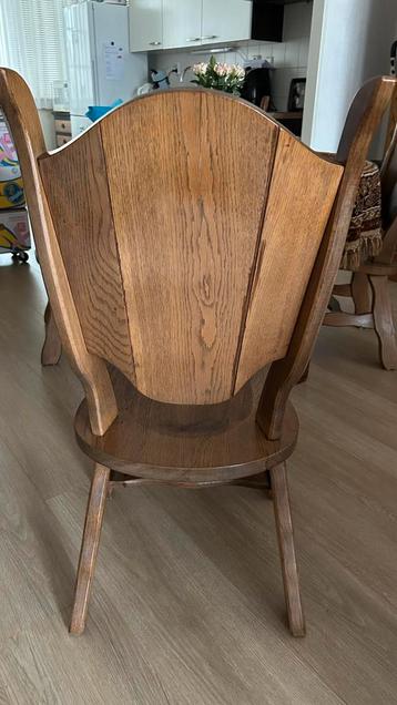 TE KOOP: mooie eetkamerstoelen beschikbaar voor biedingen