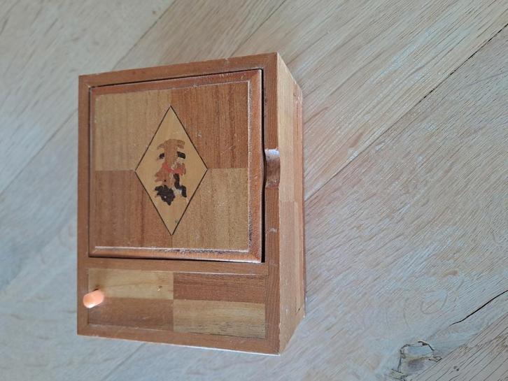 Sigaretten dispenser hout retro, vintage, Verzamelen, Retro, Huis en Inrichting, Ophalen of Verzenden