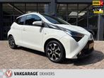 Toyota Aygo 1.0 VVT-i x-joy, Auto's, Voorwielaandrijving, Gebruikt, Euro 6, 4 stoelen