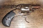 Dames revolver cal.320 anno 1860, Antiek en Kunst, Ophalen of Verzenden