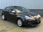 Alfa Romeo Giulietta 1.4 T Distinctive |Airco|Navi|Leder|Pan, Auto's, Alfa Romeo, Voorwielaandrijving, Gebruikt, 4 cilinders, Zwart