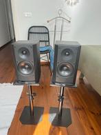 B&W DM302 Speakers + Stands, Audio, Tv en Foto, Luidsprekers, Gebruikt, Ophalen of Verzenden, 60 tot 120 watt, Bowers & Wilkins (B&W)