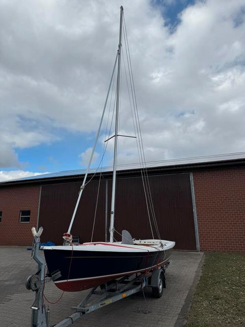 VB600 Volksboot / Zeilboot ; zeilklare set met trailer, Watersport en Boten, Open zeilboten, Zo goed als nieuw, Ophalen