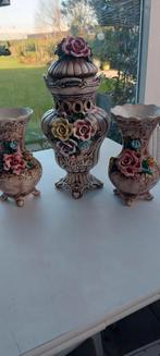 Mooie porceleinen bloemen vazen. 2 kleine, Ophalen of Verzenden