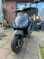 Piaggio zip 2000, Fietsen en Brommers, Scooters | Piaggio, Ophalen, Maximaal 45 km/u, Zip, 49 cc