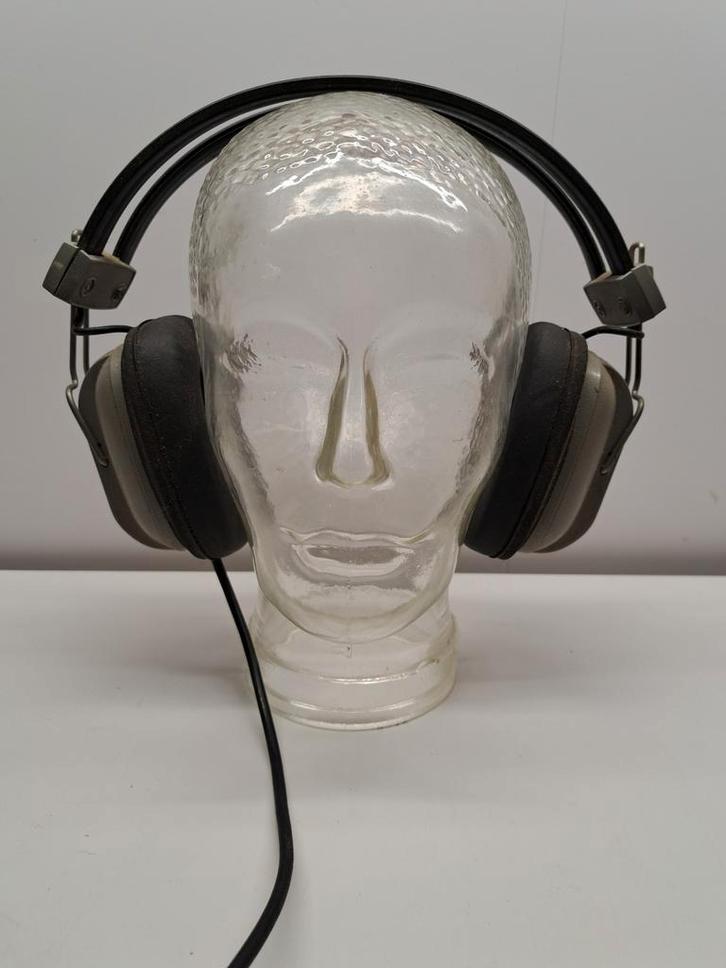 Vintage Realistic Tandy 12 Stereo Hoofdtelefoon, Audio, Tv en Foto, Koptelefoons, Gebruikt, Op oor (supra aural), Overige merken