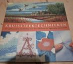 Boek kruissteek technieken, Ophalen of Verzenden, Zo goed als nieuw, Handborduren, Patroon