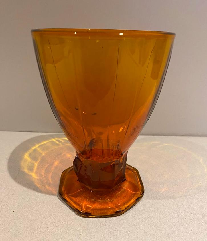 Oranje vaasje Wilhelminabeker - Leerdam -Zeldzaam, Antiek en Kunst, Antiek | Glas en Kristal, Ophalen of Verzenden