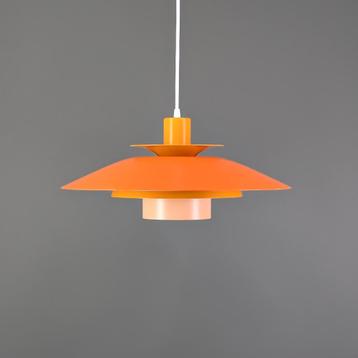 Deense Hanglamp met Oranje Tinten beschikbaar voor biedingen