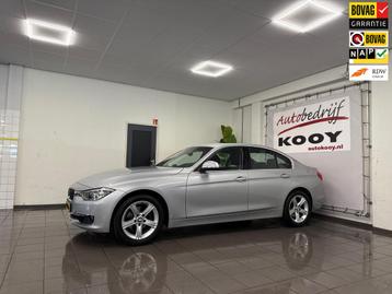 BMW 3-serie 320i Executive * Automaat / Xenon / Leder / Navi beschikbaar voor biedingen