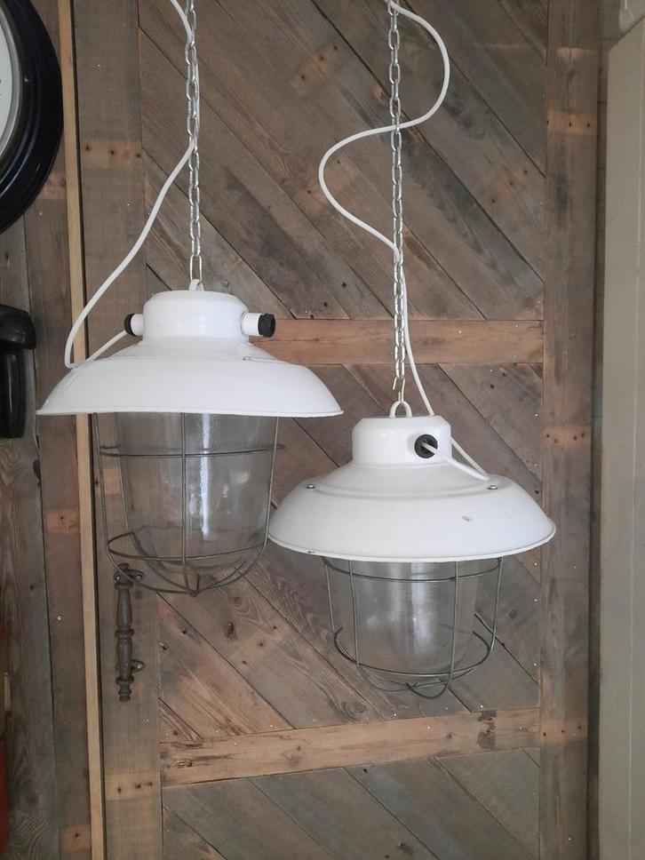 Industriële Witte Kooilampen - Fabriekslampen, Huis en Inrichting, Lampen | Hanglampen, Gebruikt, Minder dan 50 cm, Glas, Metaal
