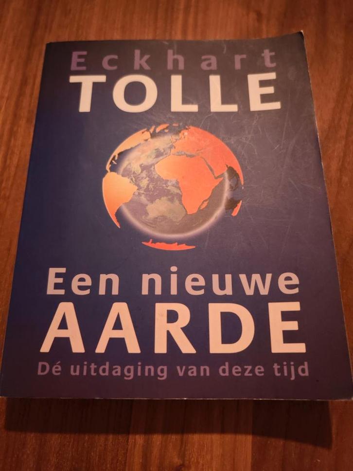 Eckhart Tolle - Een nieuwe aarde, Boeken, Esoterie en Spiritualiteit, Gelezen, Achtergrond en Informatie, Spiritualiteit algemeen