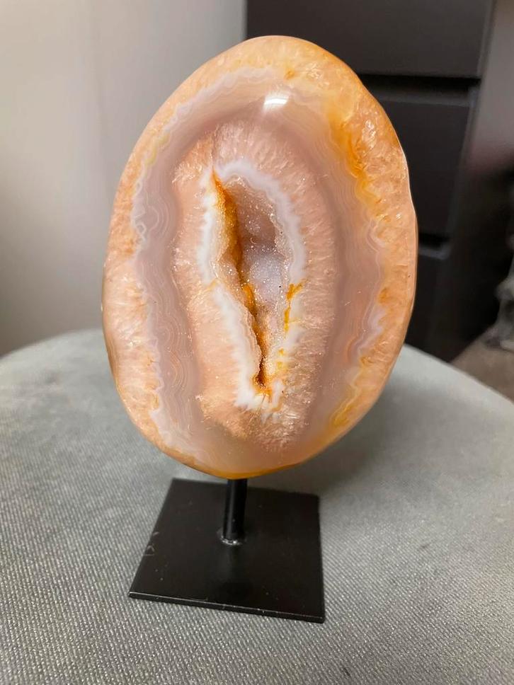 Agaat Geode met Druzy - Prachtig Exemplaar!, Verzamelen, Mineralen en Fossielen, Verzenden