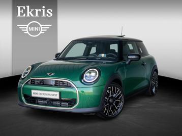 MINI 3-deurs Cooper C Favoured + M pakket beschikbaar voor biedingen