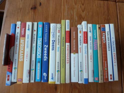 Groot aantal taalgidsen ANWB, Globus, Wat & Hoe e.a., Boeken, Woordenboeken, Gelezen, Frans, Overige uitgevers, Ophalen of Verzenden