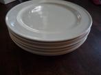 Royal Boch belgium 6 witte borden Ø 30 cm, Huis en Inrichting, Keuken | Servies, Ophalen of Verzenden, Zo goed als nieuw, Bord(en)