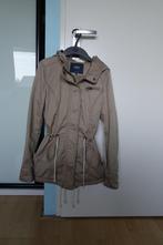 Leuke zandkleurig/ beige jas. Merk Only. Maat XS, Only, Beige, Ophalen of Verzenden, Zo goed als nieuw