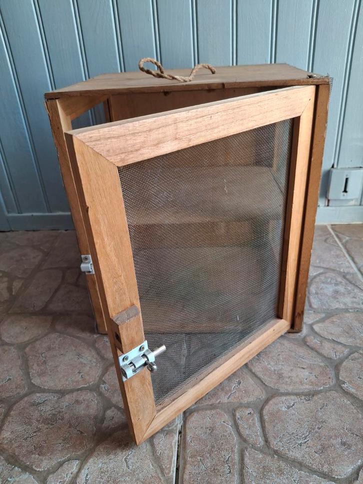 Brocant Frans vliegenkastje handgemaakt, Antiek en Kunst, Curiosa en Brocante, Ophalen of Verzenden