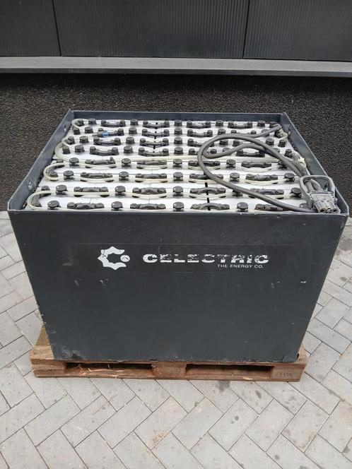 Heftruck Accu 80V 775Ah, Zakelijke goederen, Machines en Bouw | Heftrucks en Intern transport, Heftruck, Elektrisch, 2000 tot 3000 kg
