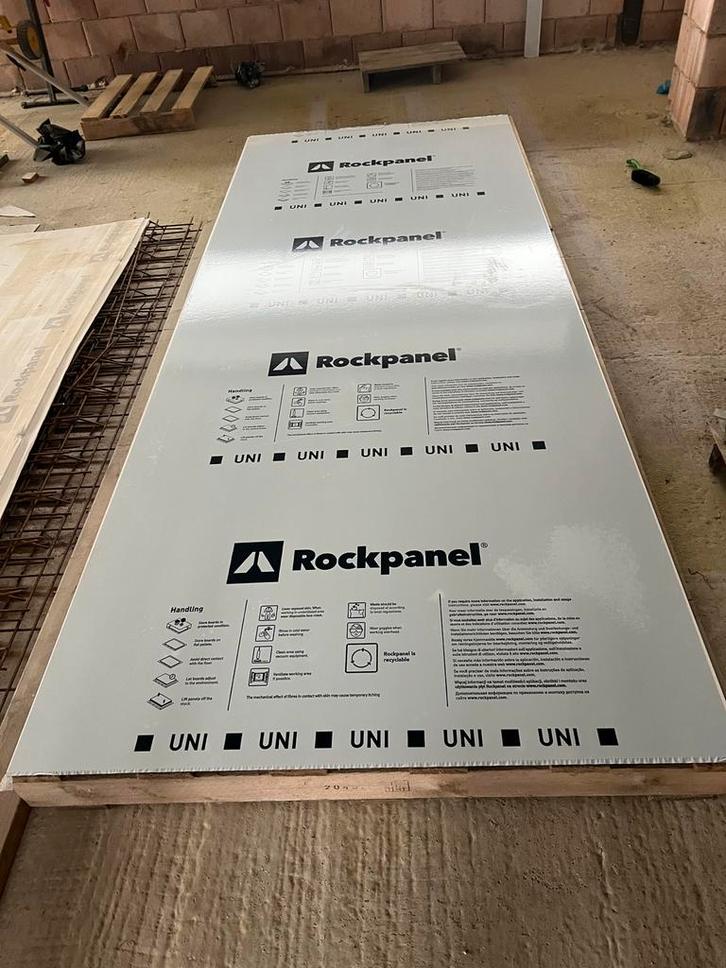 Rockpanel Platen - 1 hele 305x120, 1 halve en diversen, Doe-het-zelf en Verbouw, Platen en Panelen, Gebruikt, Overige materialen