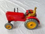 Dinky Toys Meccano 300 Massey Harris Tractor en 320Trailer, Dinky Toys, Gebruikt, Ophalen of Verzenden, Tractor of Landbouw