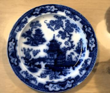 Antiek bord (~1820) beschikbaar voor biedingen