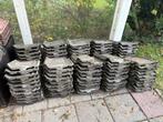 Friese punt dakpan (70 stuks), Doe-het-zelf en Verbouw, Dakpannen en Dakbedekking, Ophalen, Gebruikt, Steen of Klei, 5 tot 10 m²