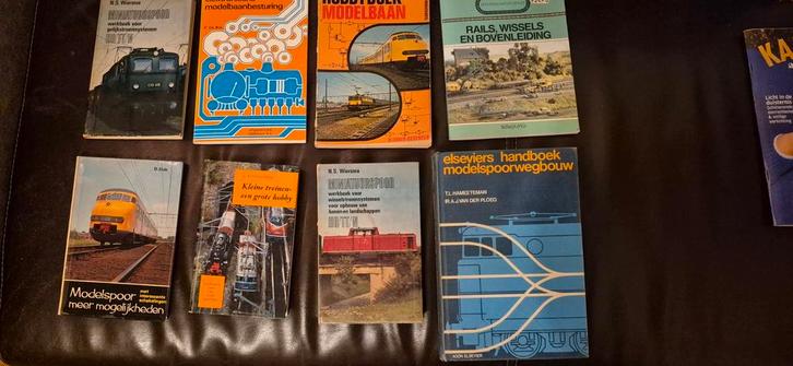 Modelspoor boeken, Hobby en Vrije tijd, Modeltreinen | H0, Gebruikt, Boek, Tijdschrift of Catalogus, Gelijkstroom of Wisselstroom