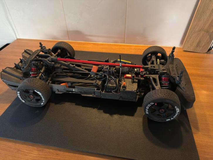 Arrma Infraction 6S, Hobby en Vrije tijd, Modelbouw | Radiografisch | Auto's, Gebruikt, Auto onroad, Elektro, Overige schalen