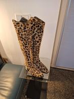 Exclusieve panter kniehoge laarzen Scavesti  suede mt 37+1/2, Hoge laarzen, Scavesti, Ophalen of Verzenden, Gedragen