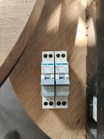 Hager groep 2x b16, Hobby en Vrije tijd, Elektronica-componenten, Ophalen of Verzenden, Zo goed als nieuw