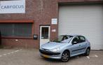 Peugeot 206 1.4 Gentry NAP 1e eigenaar Airco APK, Voorwielaandrijving, 4 cilinders, Metallic lak, Origineel Nederlands