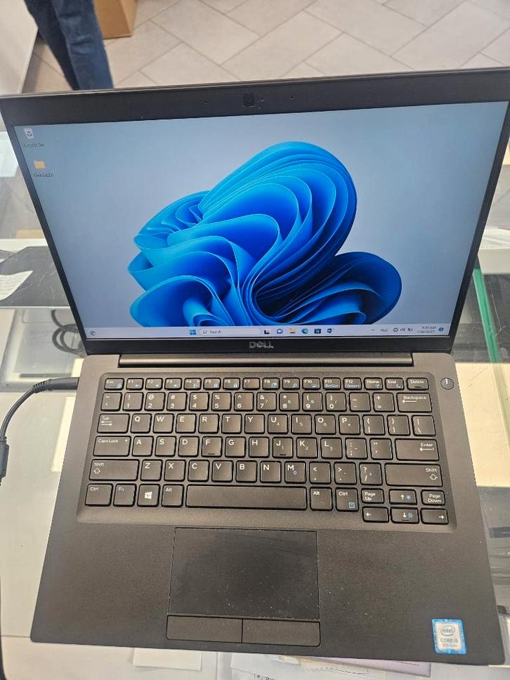 Dell Latitude 7390 Touchscreen Laptop i5-8Th/8GB/256GB €180, Computers en Software, Windows Laptops, 14 inch, SSD, 2 tot 3 Ghz