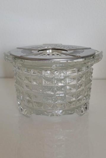 Brocante theelicht van glas beschikbaar voor biedingen
