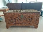 Originele kamferkist / dekenkist uit Indonesië, Huis en Inrichting, Woonaccessoires | Kisten, Ophalen, Minder dan 50 cm, Gebruikt