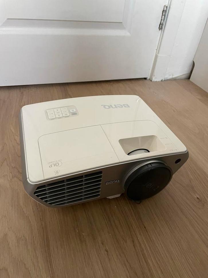Beamer Benq W1060, Audio, Tv en Foto, Beamers, Gebruikt, DLP, Full HD (1080), Ophalen