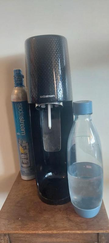 SodaStream met 2 cilinders beschikbaar voor biedingen