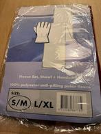 Nieuwe fleece handschoenen en sjaal - rood - S/M, Kleding | Dames, Mutsen, Sjaals en Handschoenen, Ophalen of Verzenden, Nieuw