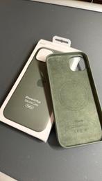 Apple iPhone 14 Plus Silicone Case Olive, Apple, IPhone 14 Plus, Nieuw, Hoesje of Tasje