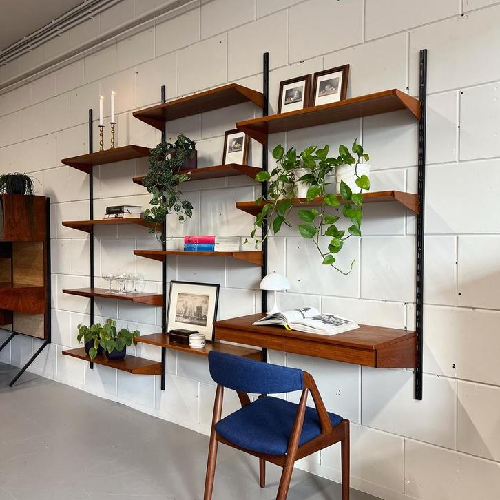 Vintage wandmeubel •Kai Kristiansen - FM Møbler Denmark•, Huis en Inrichting, Kasten | Wandmeubels, Gebruikt, Minder dan 100 cm