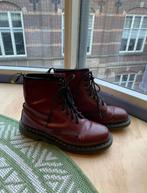 Dr. Martens Bordeaux Maat 42, Kleding | Dames, Schoenen, Lage of Enkellaarzen, Ophalen of Verzenden, Zo goed als nieuw, Rood