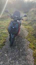 Zip 180cc lc snor, Fietsen en Brommers, Scooters | Piaggio, Ophalen, Zo goed als nieuw, Benzine, Zip