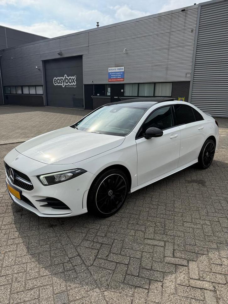 Mercedes A250E Hybride limousine AMG-Night pakket full optio, Auto's, Mercedes-Benz, Particulier, A-Klasse, ABS, Achteruitrijcamera